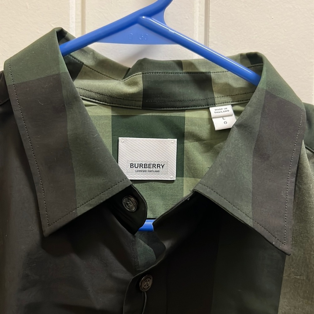 COPY - Mens Burberry shirt